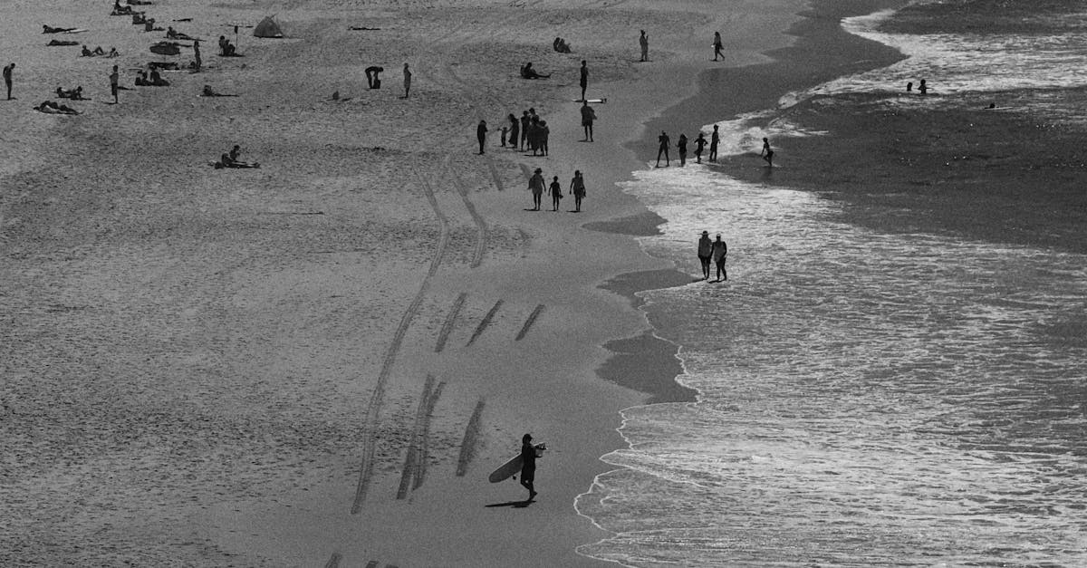 What are the common mistakes to avoid when planning a walk-in wardrobe?