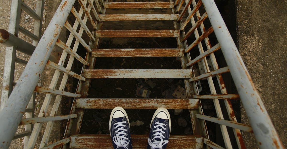 Why Custom Wardrobes are Essential for Fashion Enthusiasts